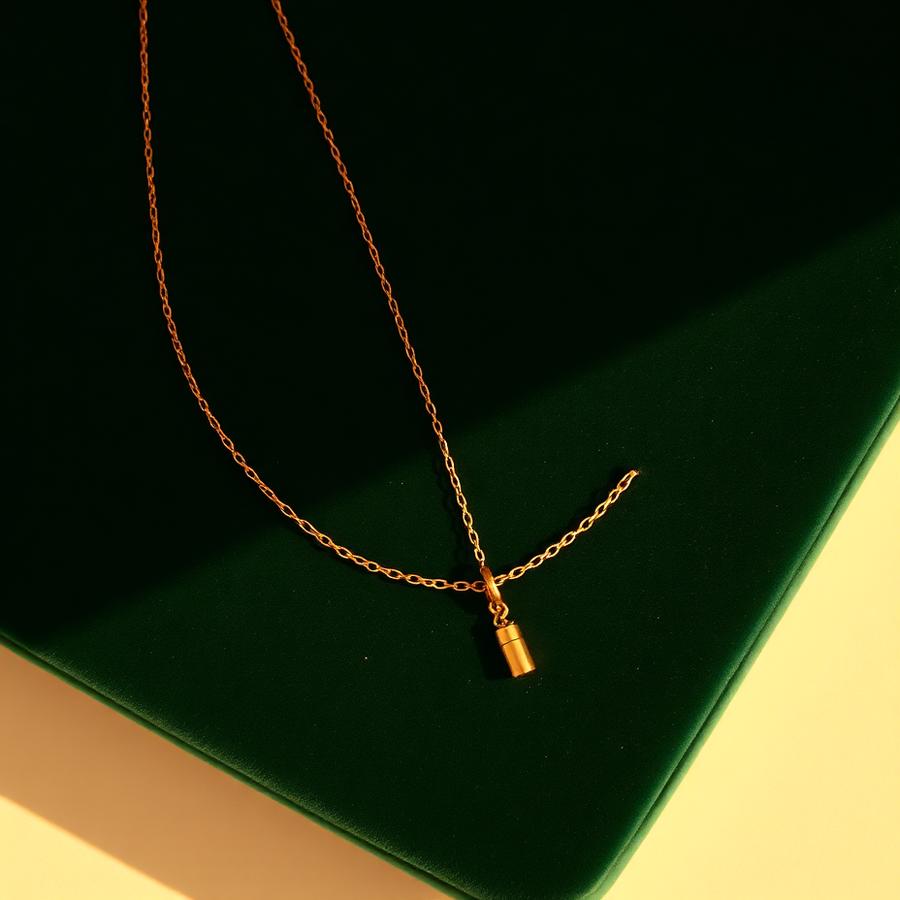 Ember pendant necklace